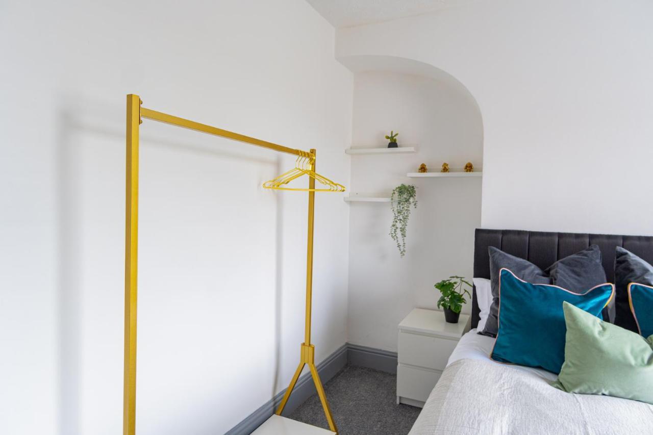 Stylish 3 Bedroom House - Central Location 诺丁汉 外观 照片